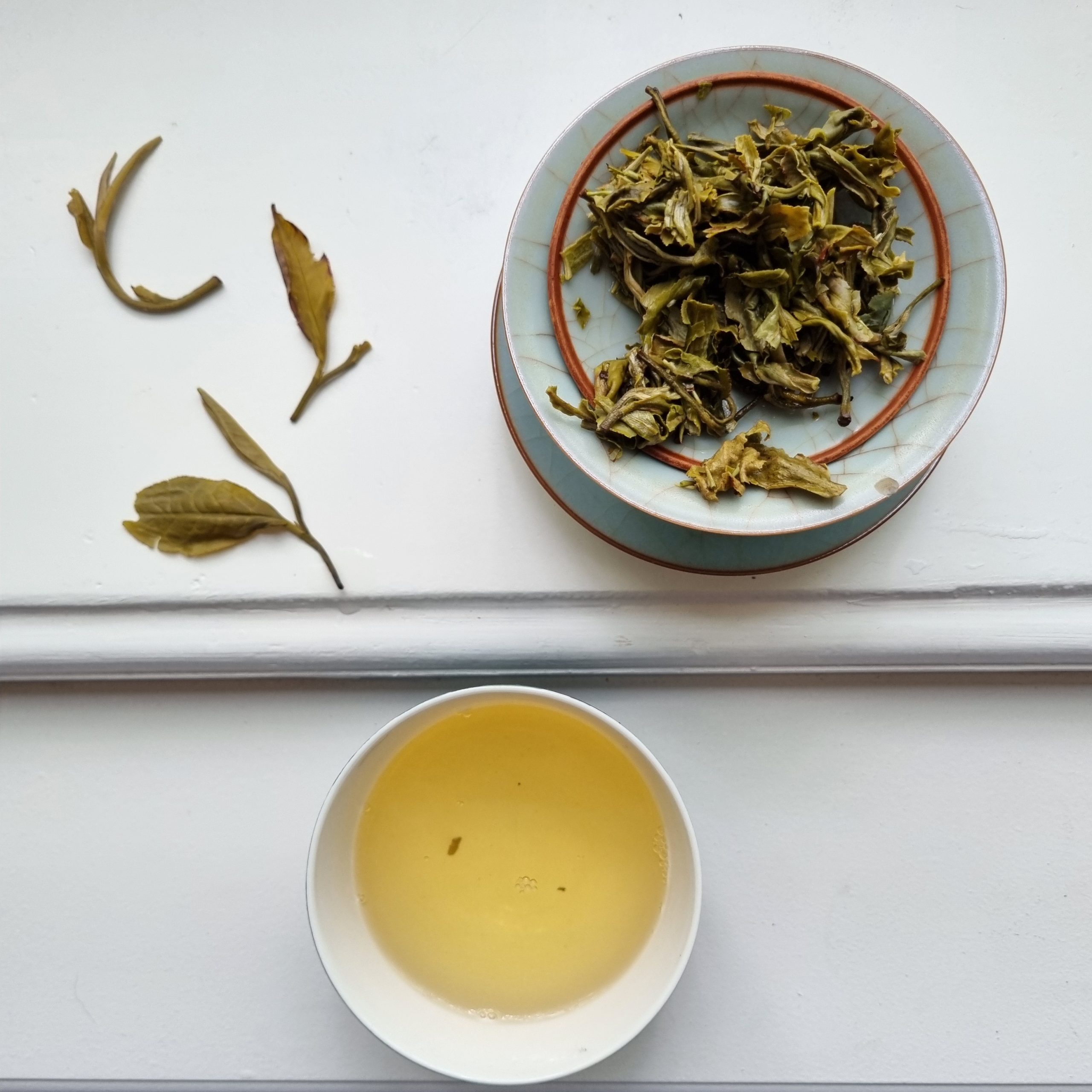 Leizu’s Golden Silk – No. 202