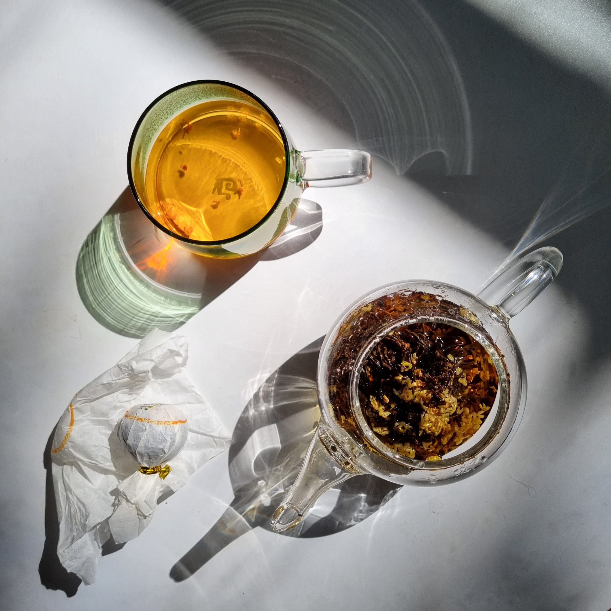 Osmanthus Flower and Yin Mei Ren Black Tea Dragon Ball