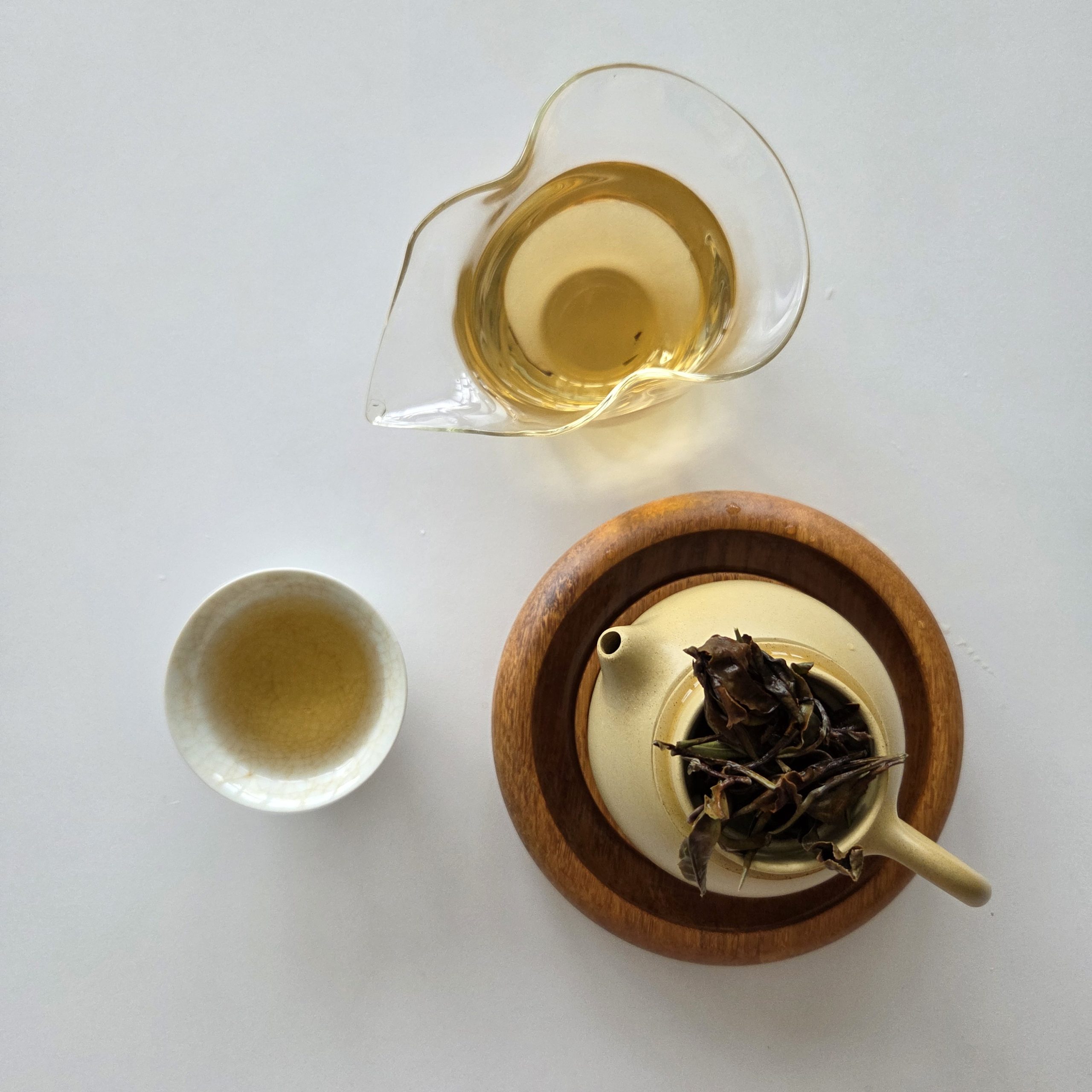 Yimu White
